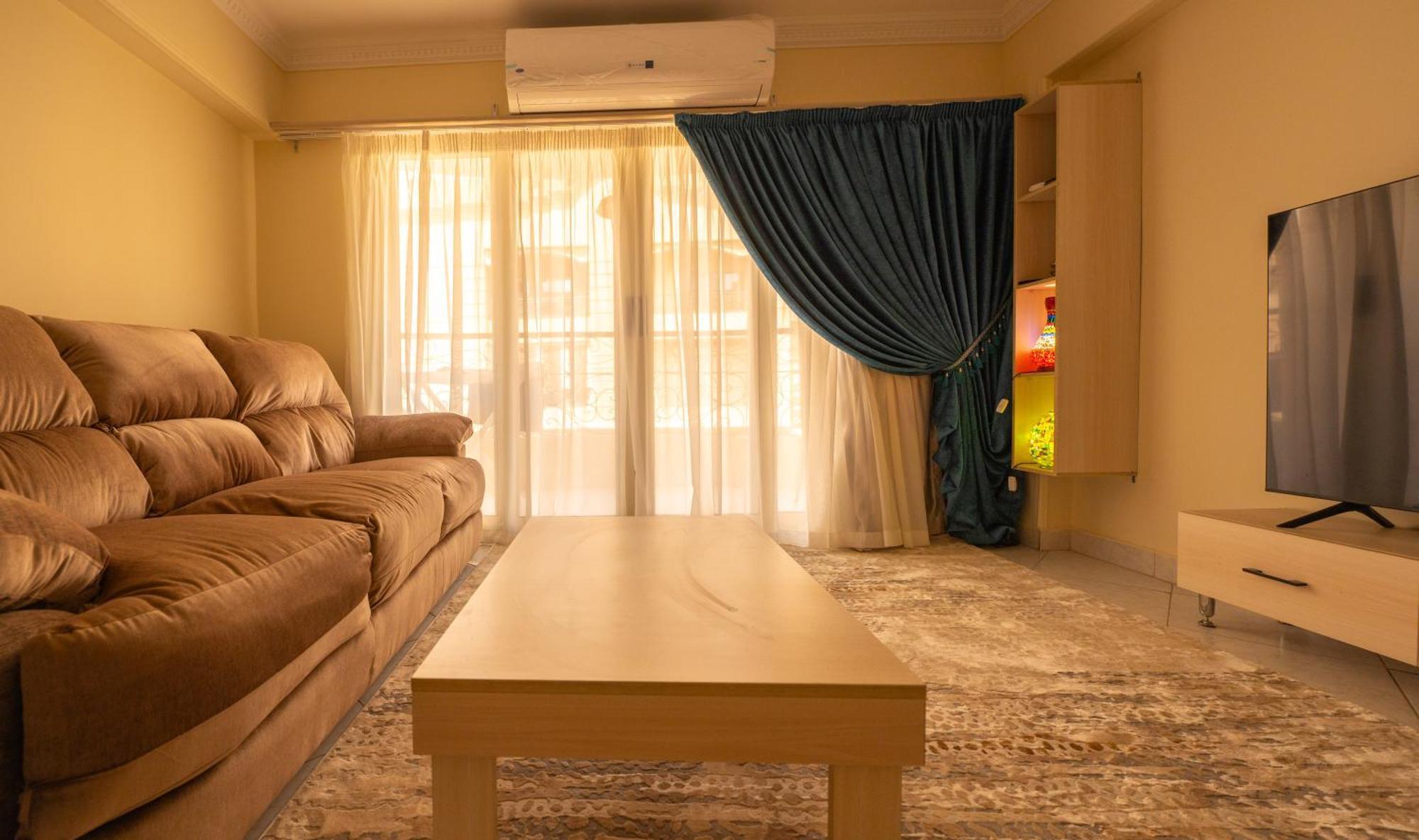 Luxury Downtown Heliopolis Gem * Cairo